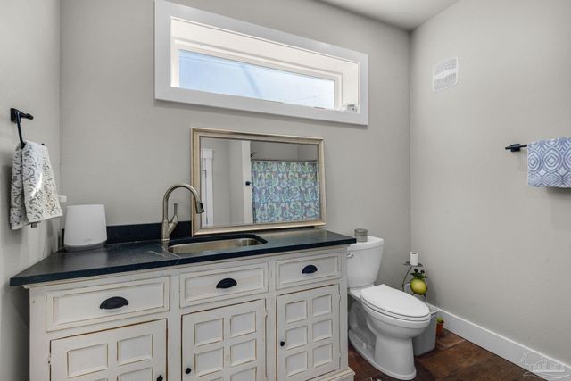 3275 Melvin Dr, Pace, FL 32571