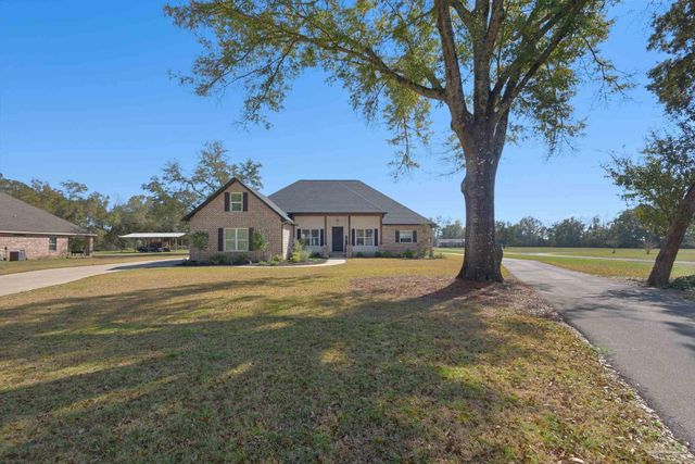 3275 Melvin Dr, Pace, FL 32571