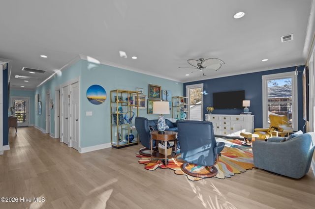 115 SE 12th Street, Oak Island, NC 28465