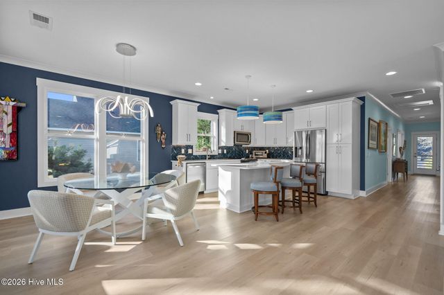 115 SE 12th Street, Oak Island, NC 28465