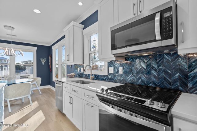 115 SE 12th Street, Oak Island, NC 28465