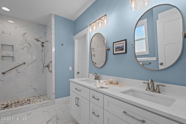 115 SE 12th Street, Oak Island, NC 28465