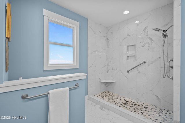 115 SE 12th Street, Oak Island, NC 28465