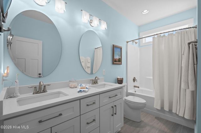 115 SE 12th Street, Oak Island, NC 28465