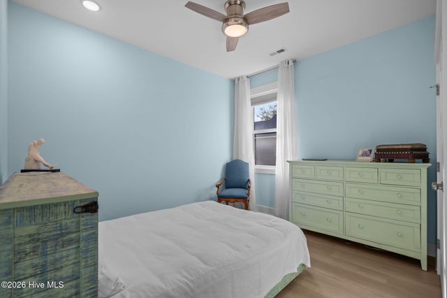 115 SE 12th Street, Oak Island, NC 28465