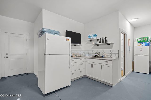 115 SE 12th Street, Oak Island, NC 28465