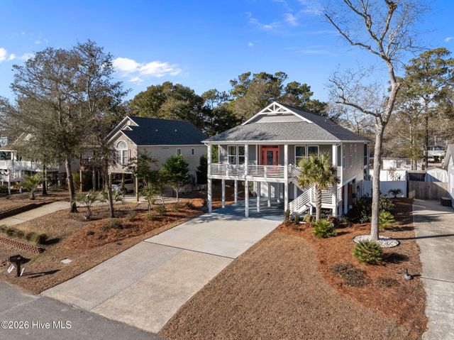 115 SE 12th Street, Oak Island, NC 28465