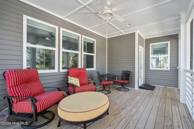 115 SE 12th Street, Oak Island, NC 28465