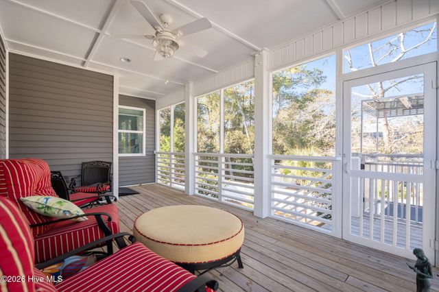 115 SE 12th Street, Oak Island, NC 28465