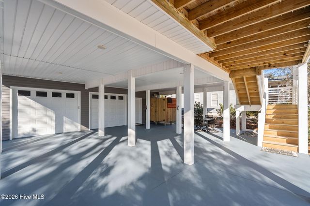 115 SE 12th Street, Oak Island, NC 28465