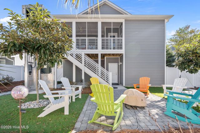 115 SE 12th Street, Oak Island, NC 28465