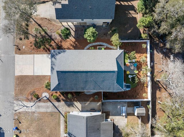 115 SE 12th Street, Oak Island, NC 28465