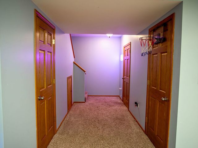 17945 W Pond Ridge Circle, Gurnee, IL 60031