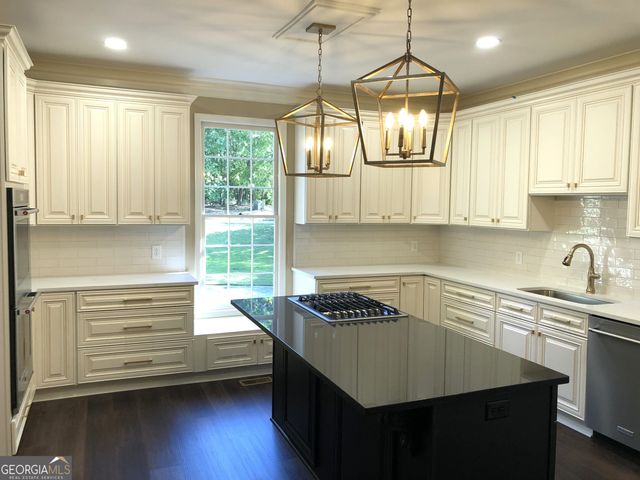 1106 Saint Andrews Drive, Macon, GA 31210