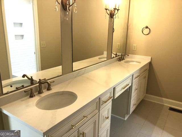 1106 Saint Andrews Drive, Macon, GA 31210
