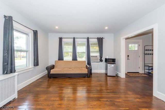 1866 W 7Th St, Piscataway Twp., NJ 08854