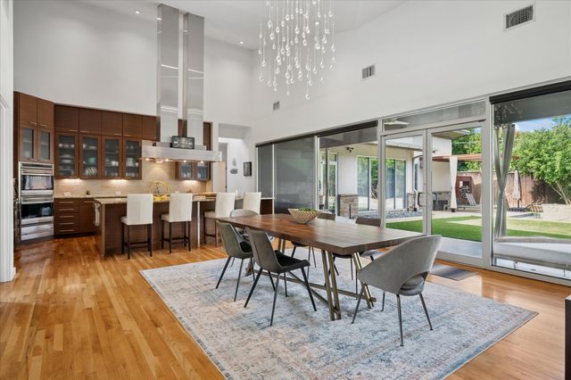 613 N Bailey Avenue, Fort Worth, TX 76107
