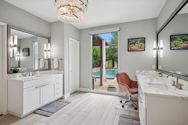 613 N Bailey Avenue, Fort Worth, TX 76107