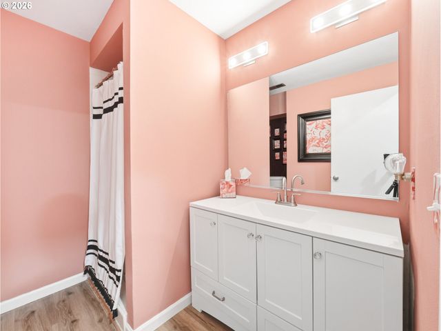 14405 Sw 27TH Ct, Beaverton, OR 97008