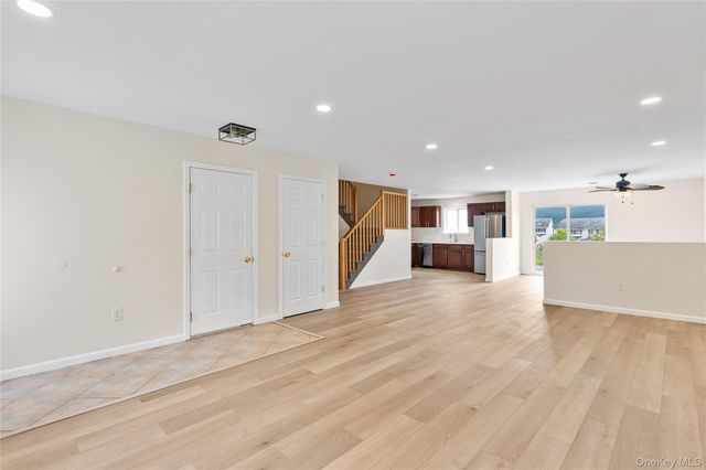 221 Tamerisk Lane, New Windsor, NY 12553