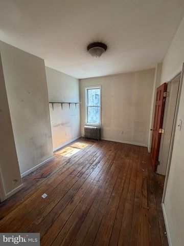 1842 CHRISTIAN ST, Philadelphia, PA 19146