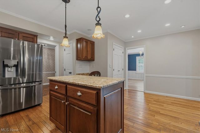 27 Ashwood Place, Vienna, WV 26105