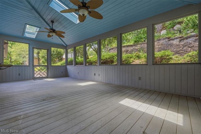 27 Ashwood Place, Vienna, WV 26105