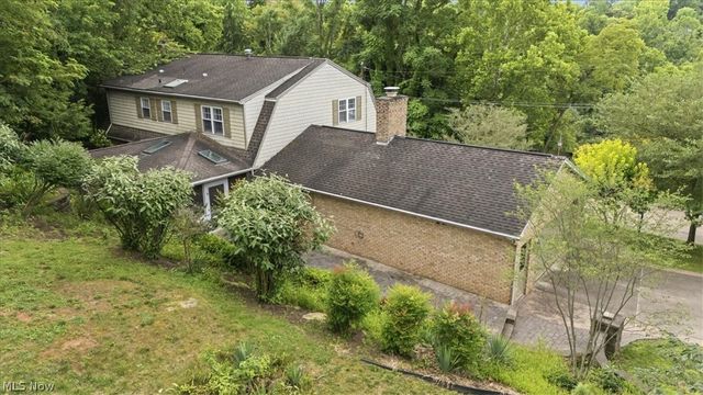 27 Ashwood Place, Vienna, WV 26105