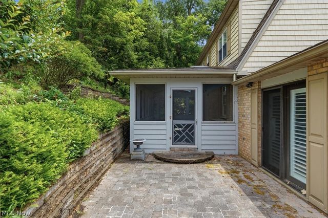 27 Ashwood Place, Vienna, WV 26105