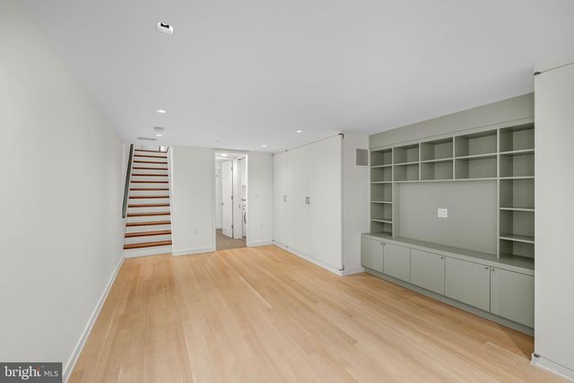 2912 DUMBARTON ST NW, Washington, DC 20007