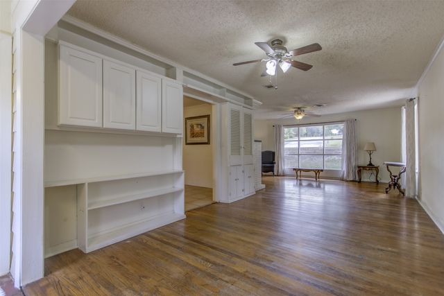 3465 Wellington Road, Fort Worth, TX 76116
