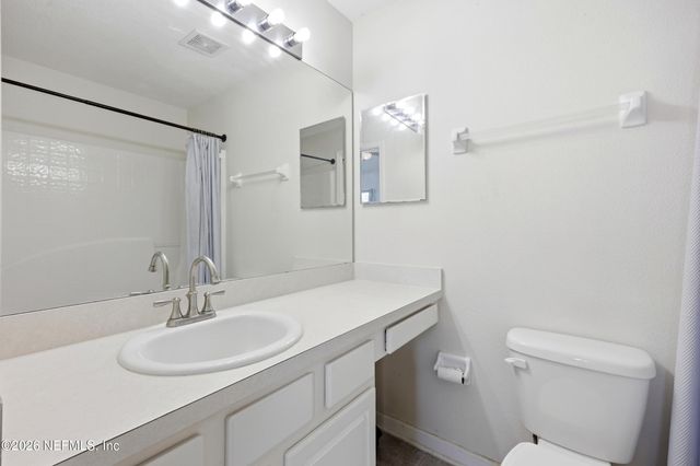 8435 THORNBUSH Court, Jacksonville, FL 32216