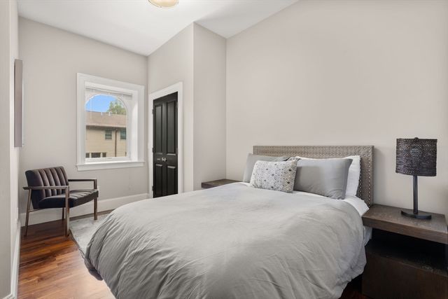 324 Tappan 1, Brookline, MA 02445