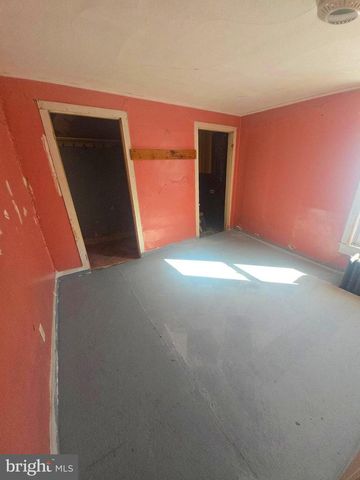 118 S 3RD ST, Pottsville, PA 17901