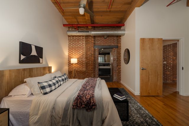 1400 Rosa L Parks Blvd Apt 333, Nashville, TN 37208