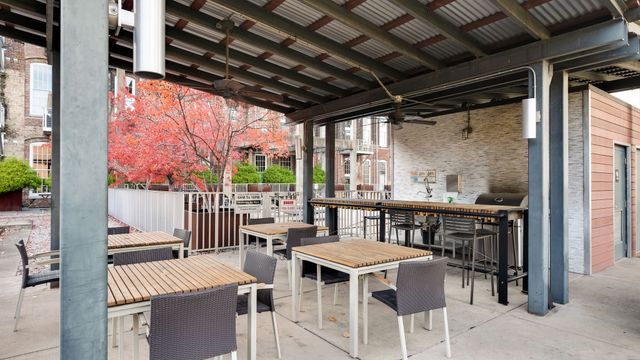 1400 Rosa L Parks Blvd Apt 333, Nashville, TN 37208