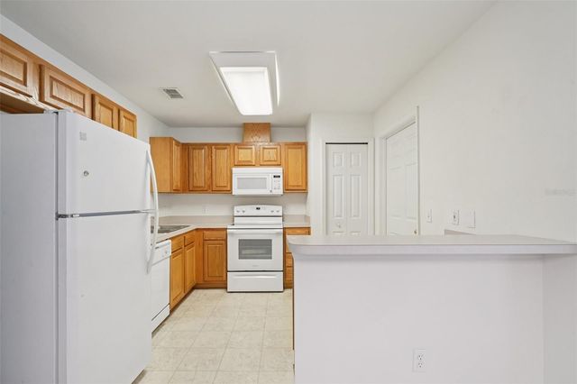 12104 NW 162ND DRIVE, Alachua, FL 32615