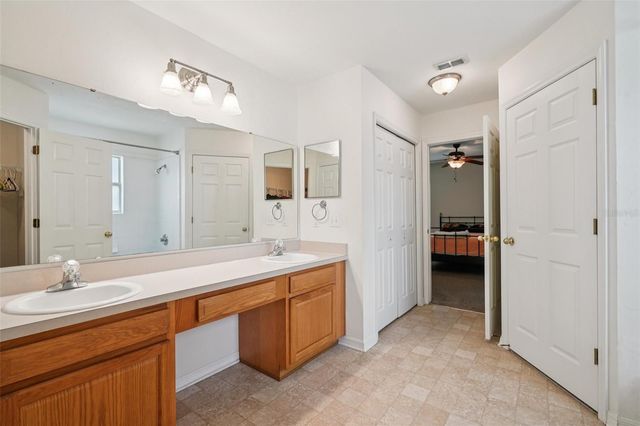 12104 NW 162ND DRIVE, Alachua, FL 32615