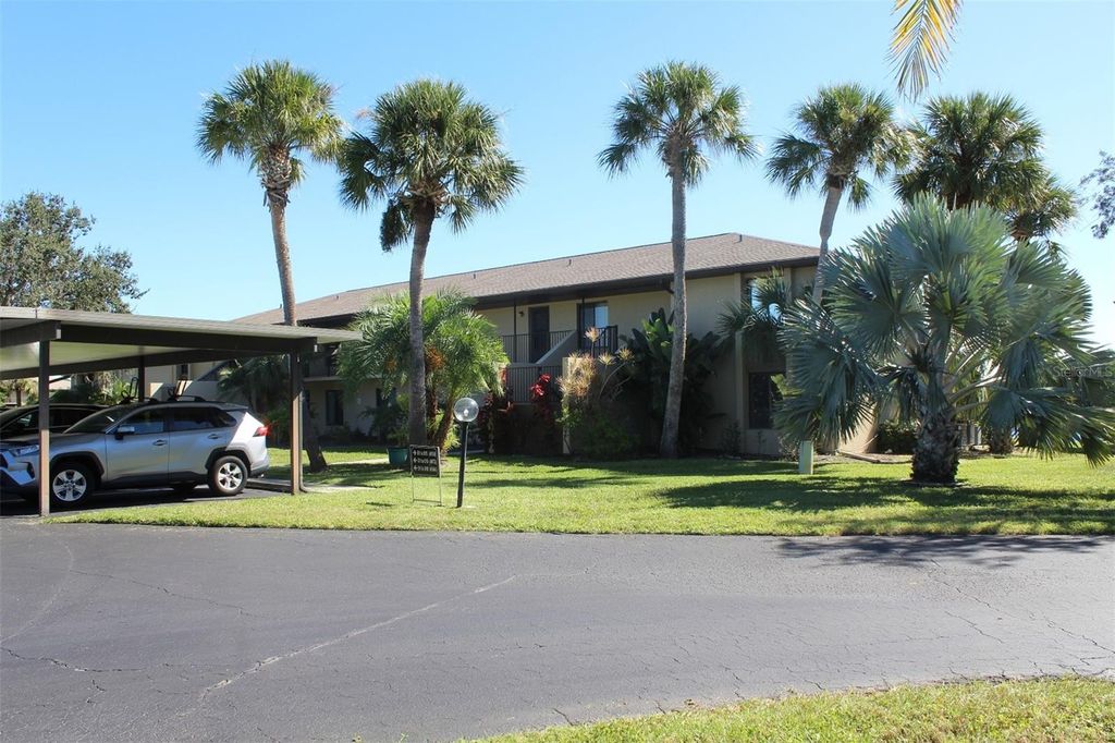 4072 OAKVIEW DRIVE C5, Punta Gorda, FL 33980