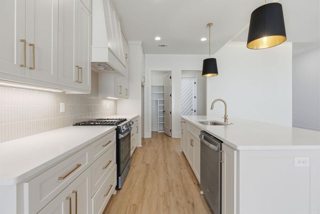 708 Edgewood Circle, Little Rock, AR 72223