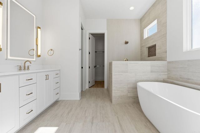 708 Edgewood Circle, Little Rock, AR 72223