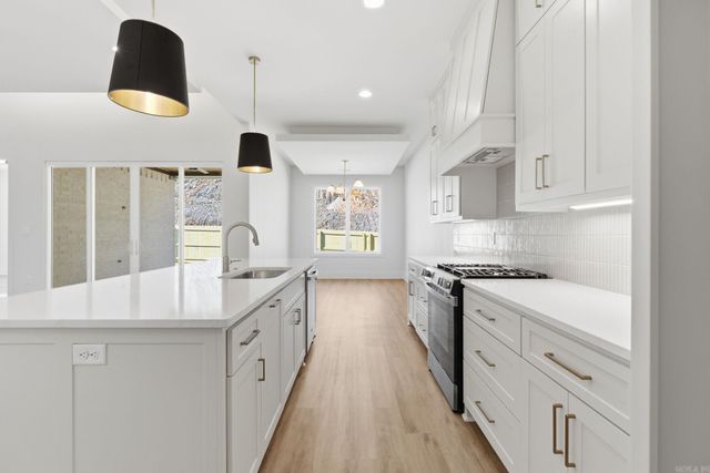 708 Edgewood Circle, Little Rock, AR 72223