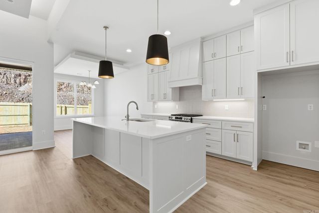 708 Edgewood Circle, Little Rock, AR 72223