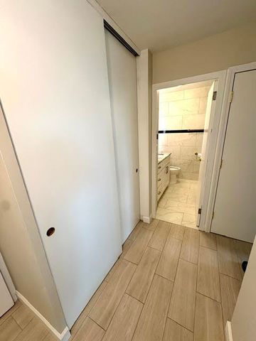 4250 N Marine Drive 1226, Chicago, IL 60613