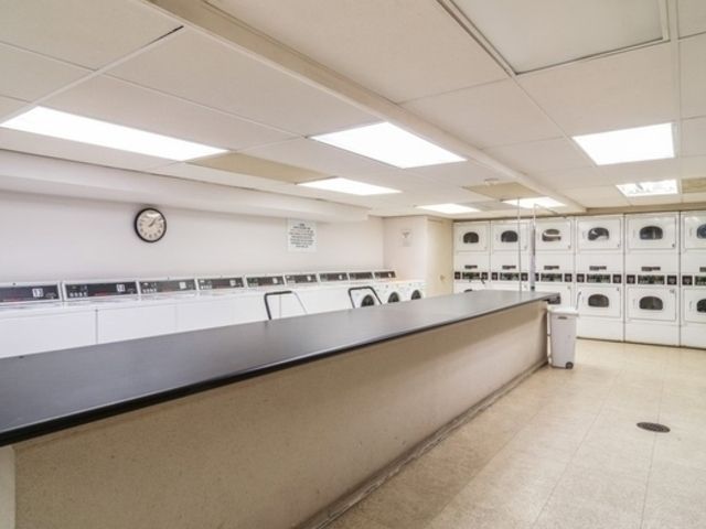 4250 N Marine Drive 1226, Chicago, IL 60613