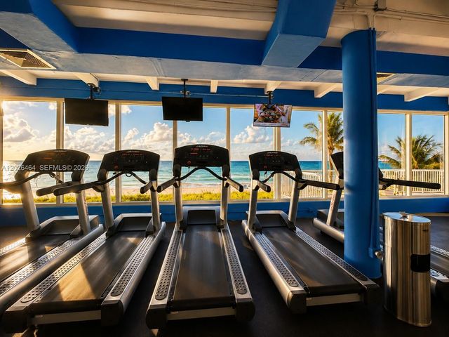 5401 Collins Avenue 1022, Miami Beach, FL 33140