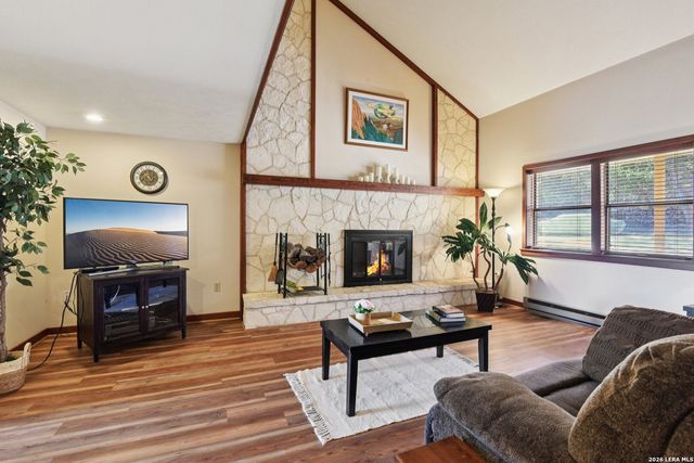 115 Codrington, Kerrville, TX 78028