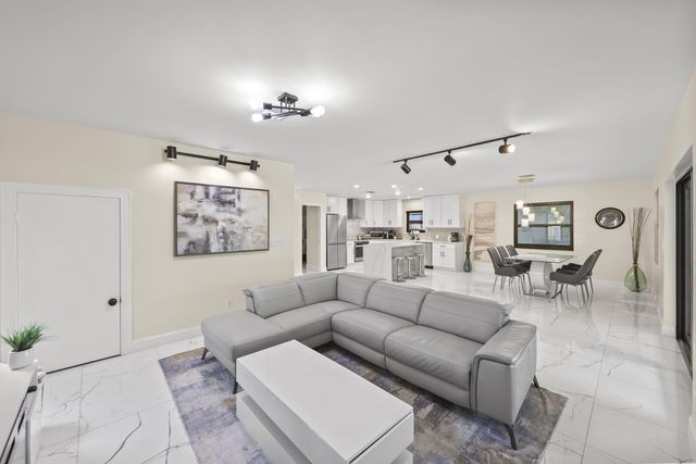 4406 SW 35th Avenue, Fort Lauderdale, FL 33312
