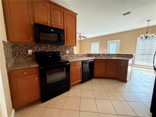 8592 Jeff Hamilton Road, Mobile, AL 36695