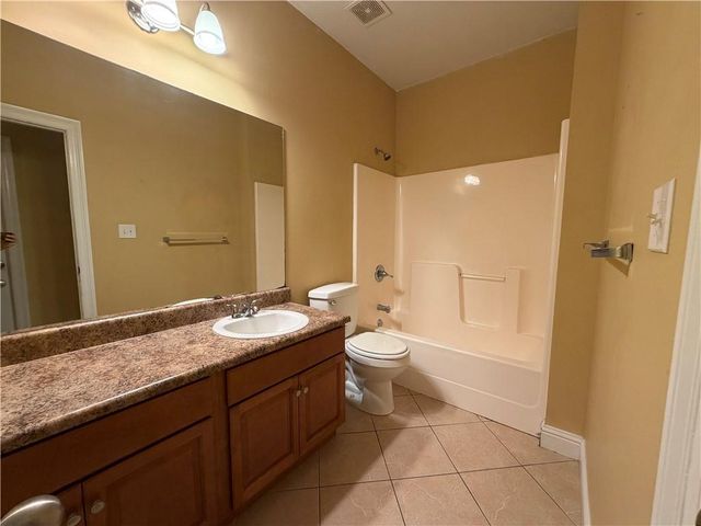 8592 Jeff Hamilton Road, Mobile, AL 36695
